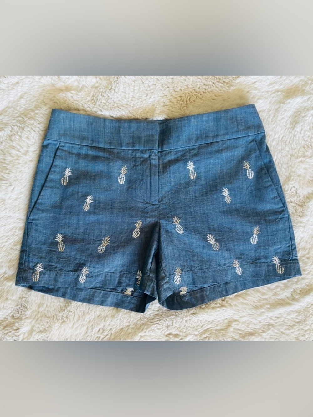 LOFT Riviera Short - Light Blue/Gray with Embroidered Pineapples Size: 0x